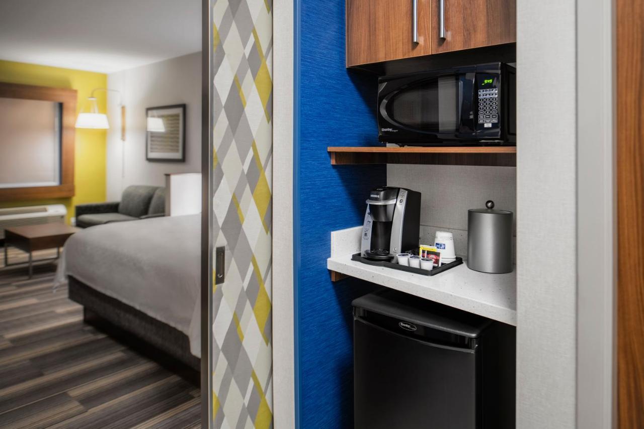 Holiday Inn Express & Suites Kelowna - East By Ihg Kültér fotó