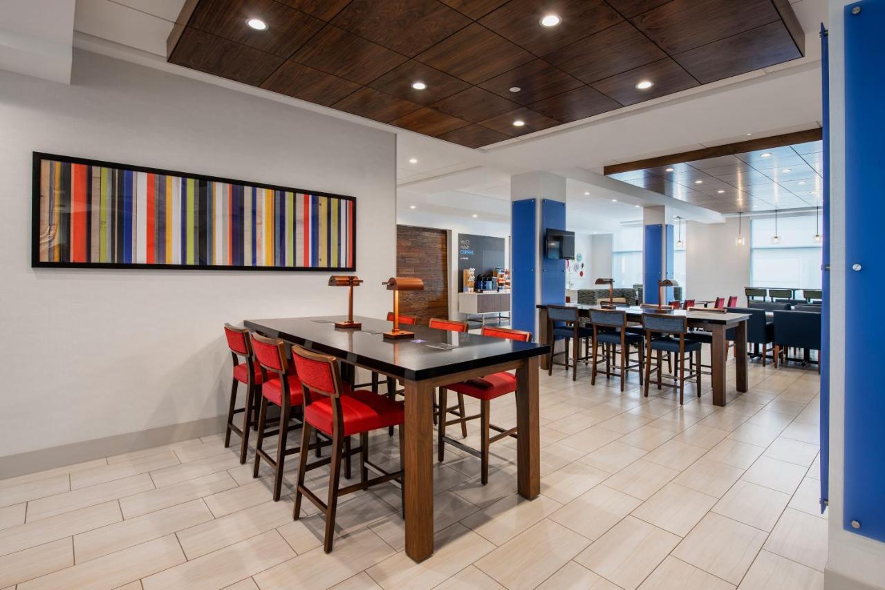 Holiday Inn Express & Suites Kelowna - East By Ihg Kültér fotó