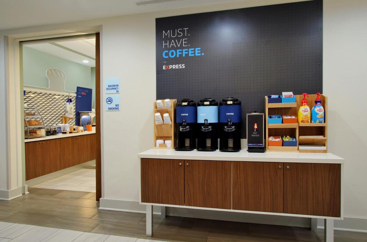 Holiday Inn Express & Suites Kelowna - East By Ihg Kültér fotó
